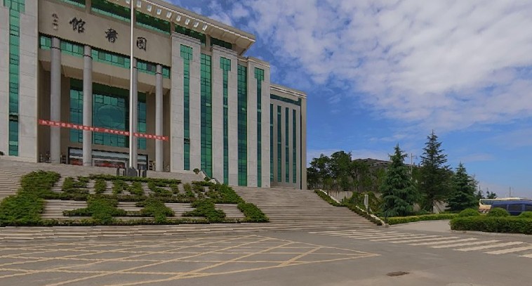 云南工商學(xué)院_圖書館外景